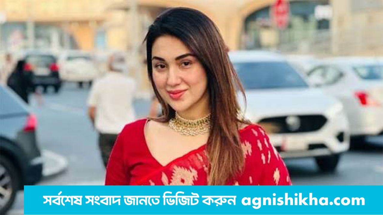 ভক্তদের উপচে পড়া ভিড়ে ক্ষতিগ্রস্ত অপু বিশ্বাসের গাড়ি